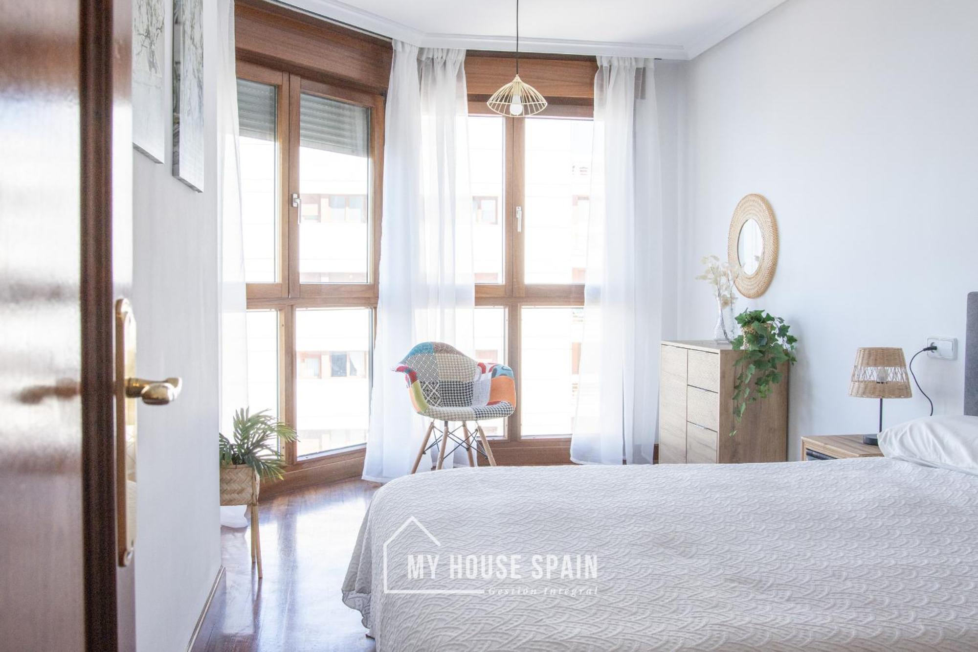 Myhousespain - Playa De Poniente, Con Vistas Al Mar Y Parking Gratuito Gijón Buitenkant foto