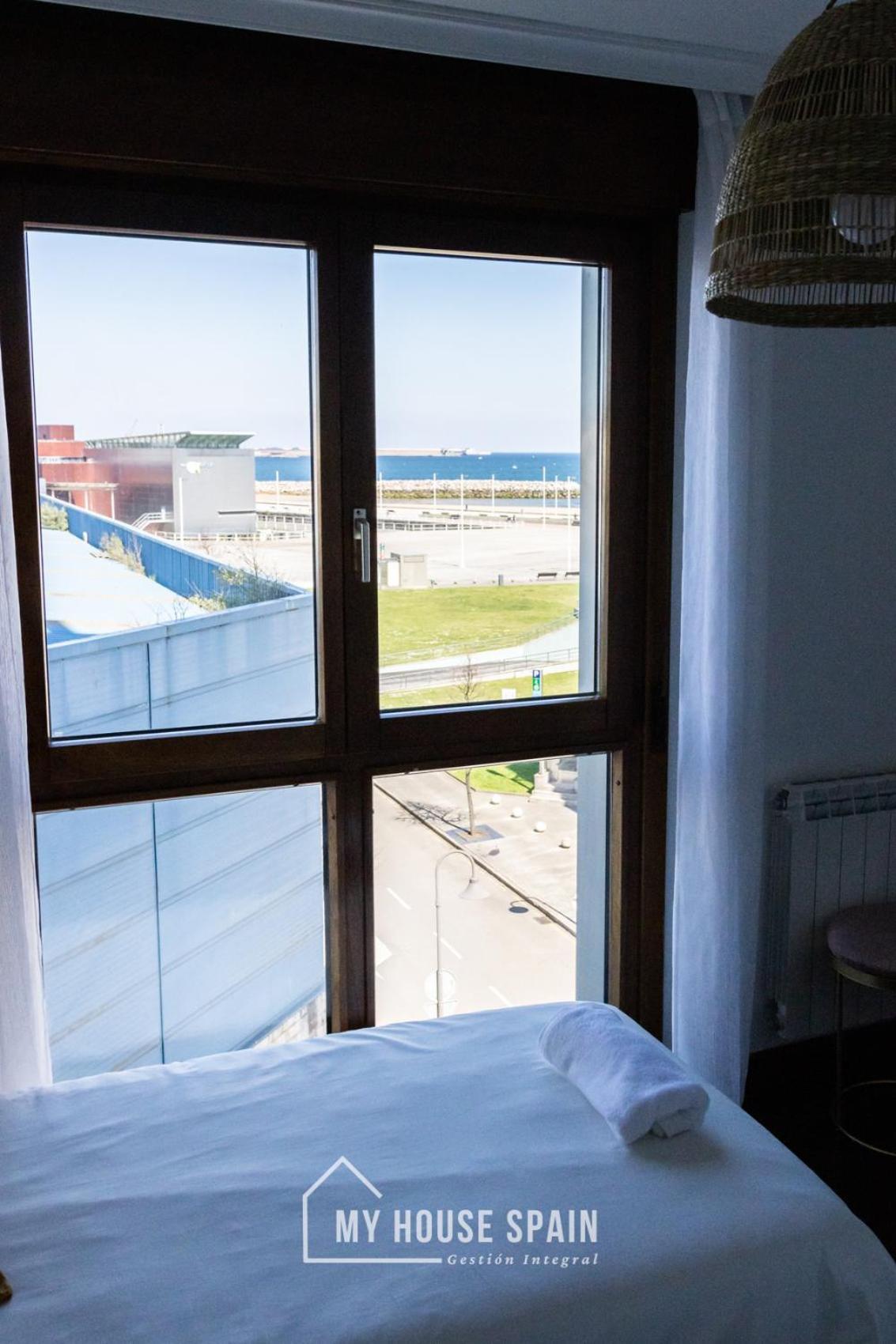 Myhousespain - Playa De Poniente, Con Vistas Al Mar Y Parking Gratuito Gijón Buitenkant foto