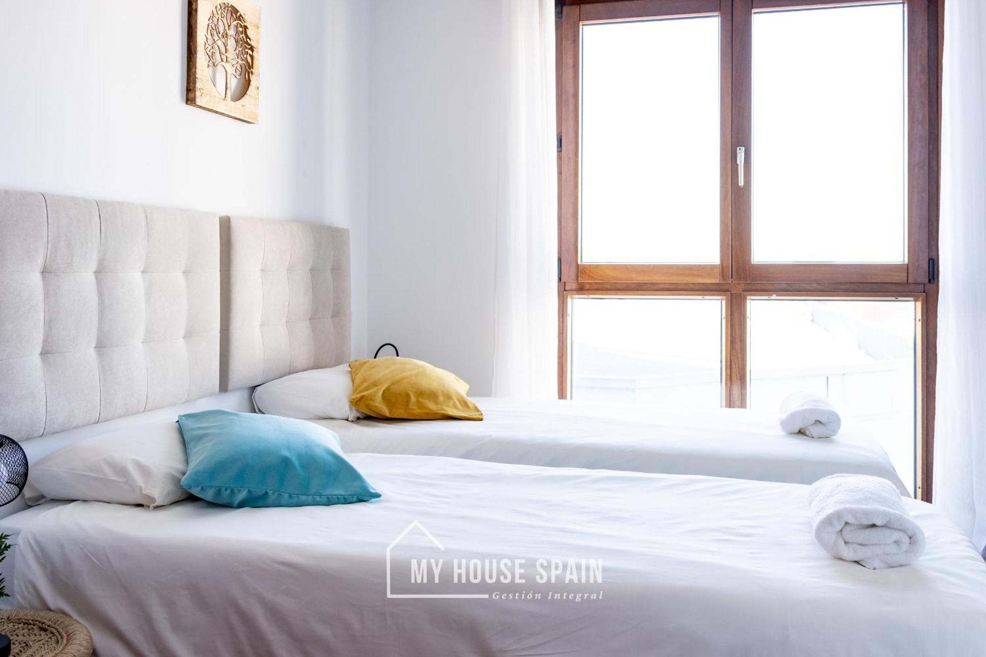 Myhousespain - Playa De Poniente, Con Vistas Al Mar Y Parking Gratuito Gijón Buitenkant foto